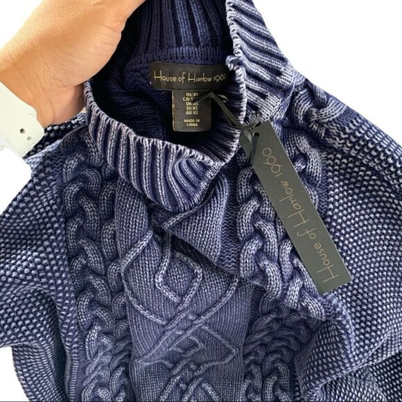 NWT House of Harlow 1960 Thick Knit Mock Neck Sweater - Picture 2 of 3